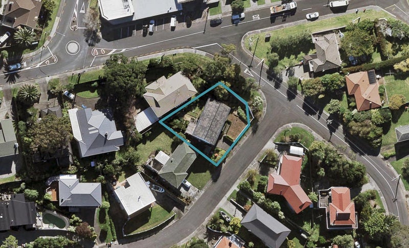 17 Rendcomb Place, Hillsborough, Auckland - Carousel 1
