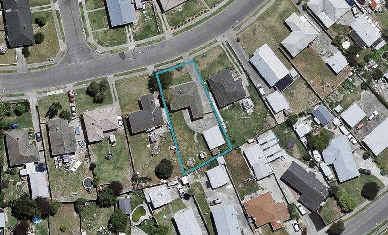 16 Plowman Crescent, Onekawa, Napier - Carousel 1