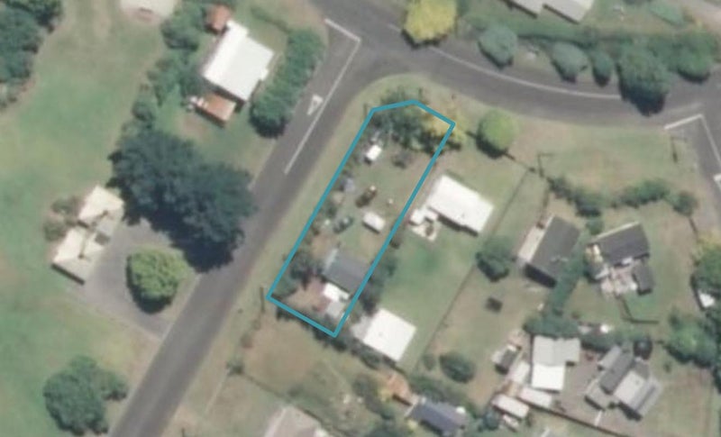 689 Waikawa Beach Road, Waikawa Beach, Levin - Carousel 1