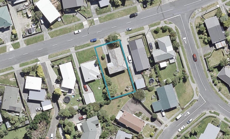 236 Dowse Drive, Maungaraki, Lower Hutt - Carousel 1