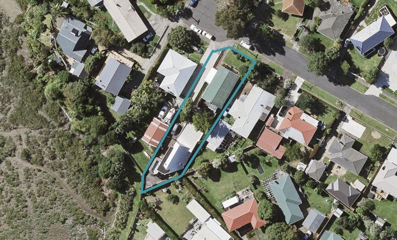 2/22 Challinor Street, Pakuranga, Auckland - Carousel 1