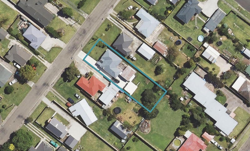 17 Ayton Street, Mangapapa, Gisborne - Carousel 1