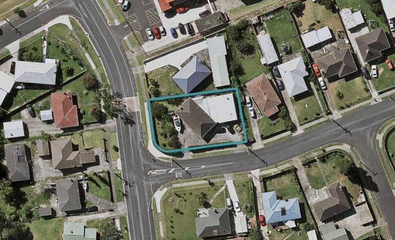 2 Capstick Road, Otara, Auckland - Carousel 1