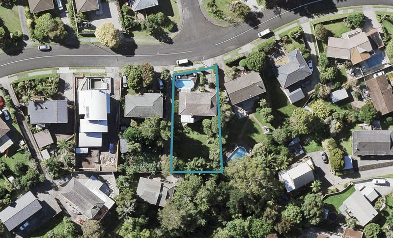 79 Advene Road, Cockle Bay, Auckland - Carousel 1