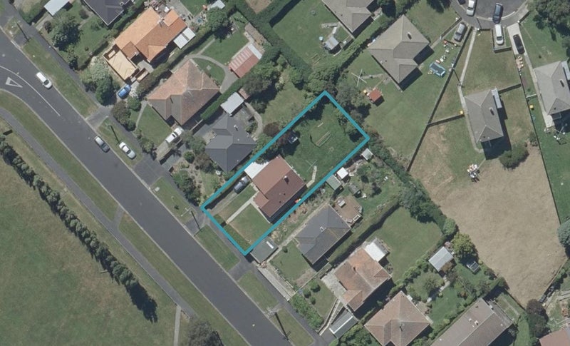11 Wilkinson Street, Liberton, Dunedin - Carousel 1