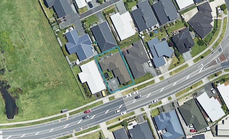 301 Carmichael Road, Brookfield, Tauranga - Carousel 1