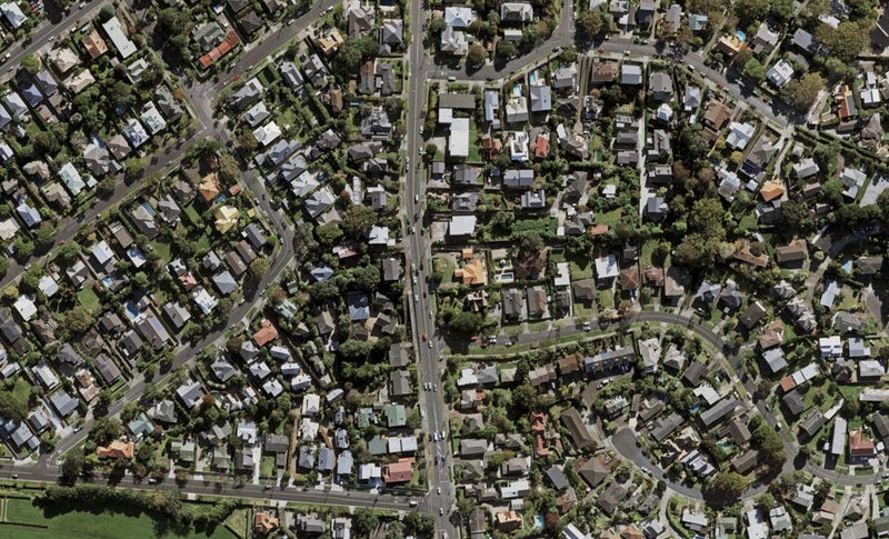 34 Ladies Mile, Remuera, Auckland - Carousel 1