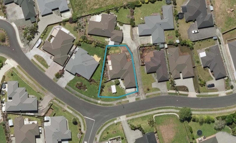 18 Bonselaar Drive, Kamo, Whangarei - Carousel 1