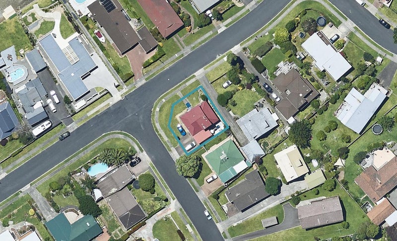 36 Forrester Drive, Welcome Bay, Tauranga - Carousel 1
