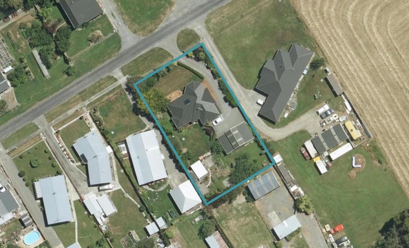 11 Elliot Street, Grovetown, Blenheim - Carousel 1