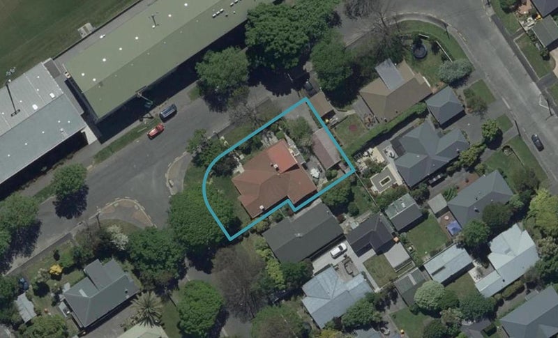 16 Malvern Street, St Albans, Christchurch - Carousel 1