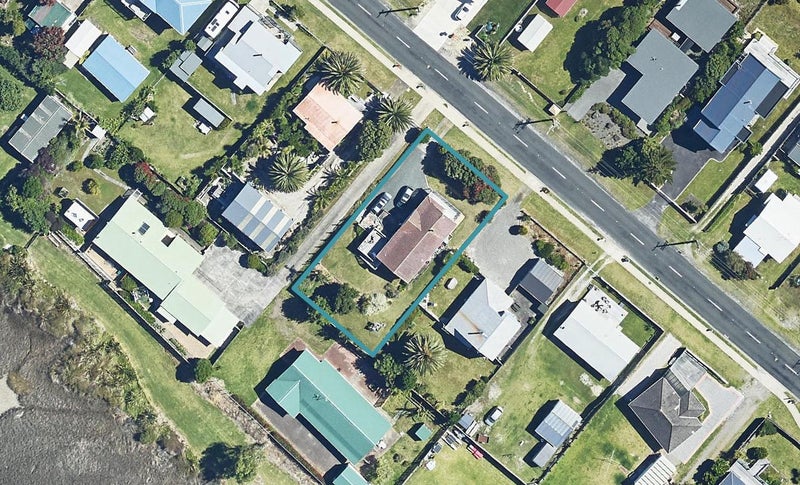 550 Pukehina Parade, Pukehina, Te Puke - Carousel 1