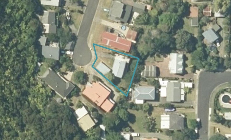 8 Ailsa Place, Tairua - Carousel 1
