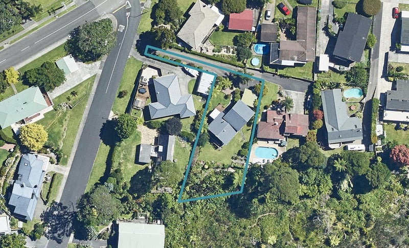 10 Bay Street, Matua, Tauranga - Carousel 1