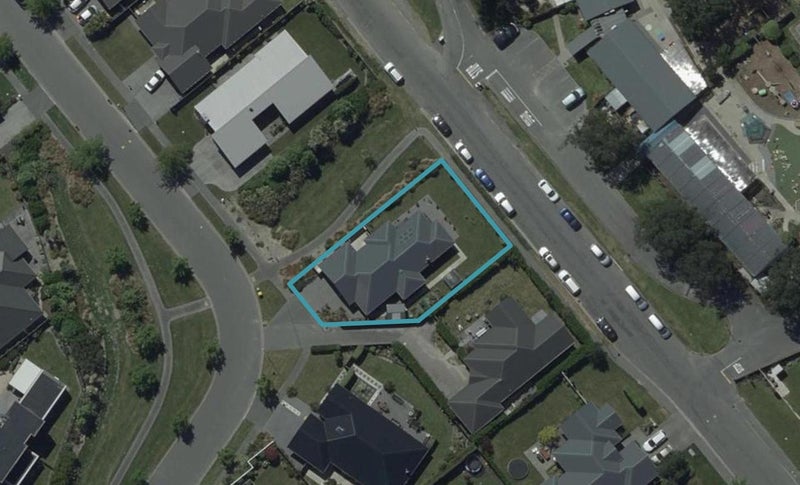 83 Mokihi Gardens, Hillmorton, Christchurch - Carousel 1