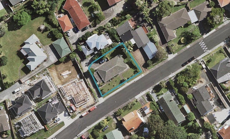 14 Kelvyn Grove, Hillpark, Auckland - Carousel 1