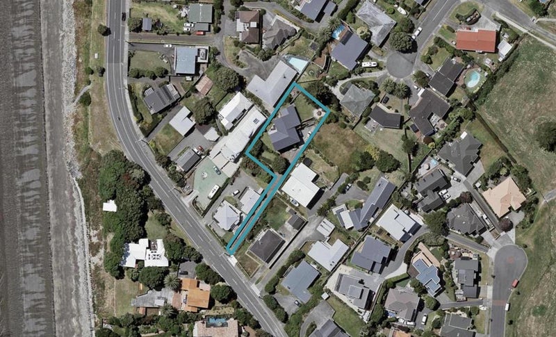 52 Wharemauku Road, Raumati Beach, Paraparaumu - Carousel 1