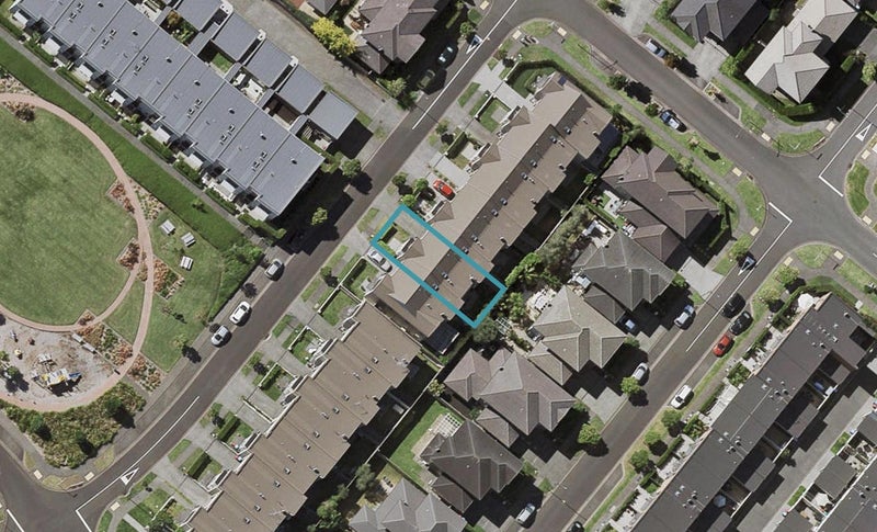 24 Garin Way, Stonefields, Auckland - Carousel 1