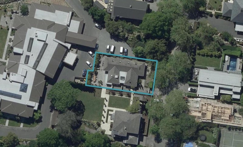10 Heathfield Avenue, Fendalton, Christchurch - Carousel 1