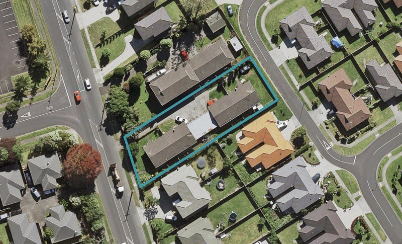 1/24 Robertson Road, Favona, Auckland - Carousel 1