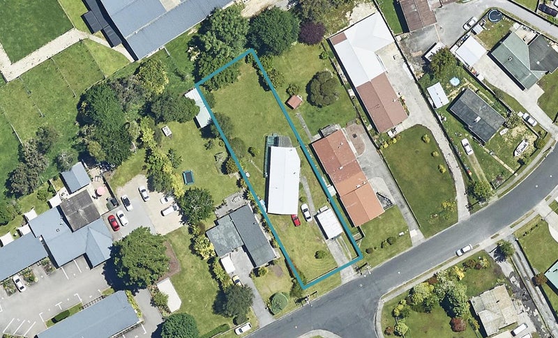 14 Barnard Road, Fairy Springs, Rotorua - Carousel 1