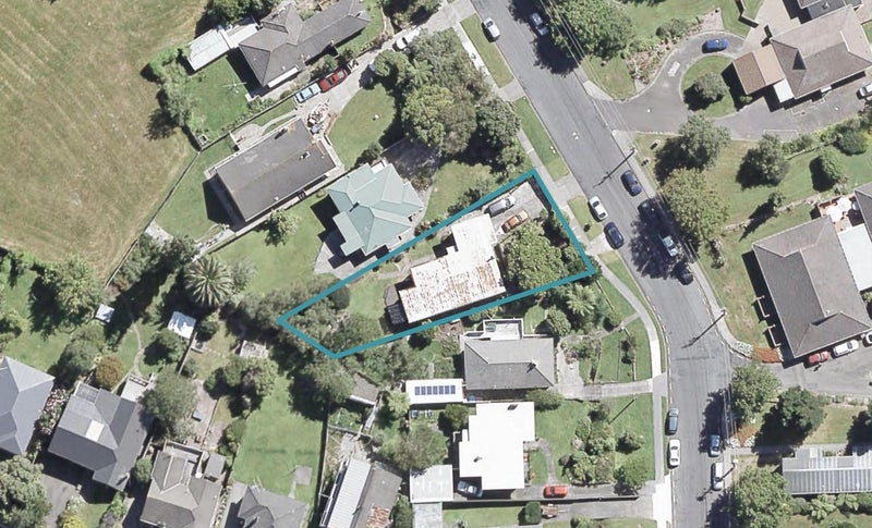 214 Rata Street, Naenae, Lower Hutt - Carousel 1