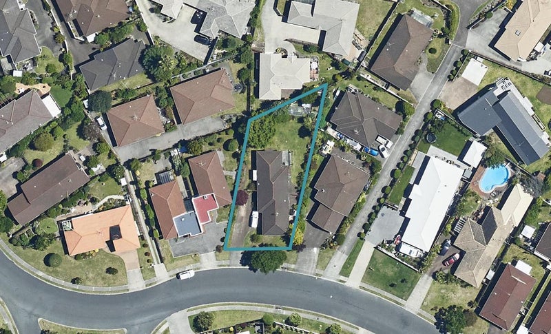 16 Reilly Avenue, Mount Maunganui, Mount Maunganui - Carousel 1
