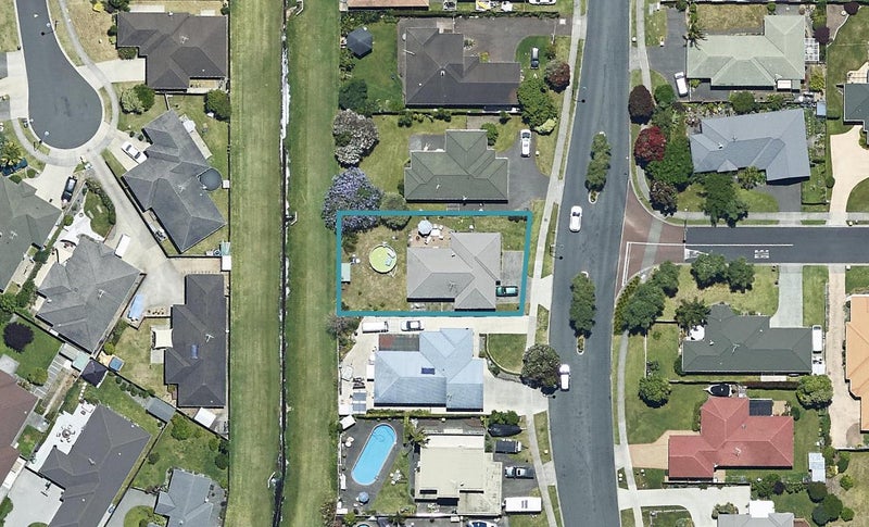 150 Evans Road, Papamoa Beach, Papamoa - Carousel 1