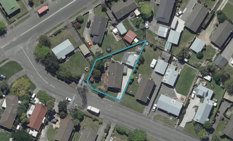 3 Malabar Crescent, Broomfield, Christchurch - Carousel 1
