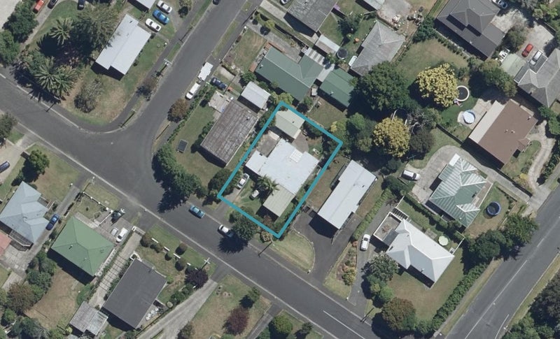 22 Mitcham Avenue, Forest Lake, Hamilton - Carousel 1