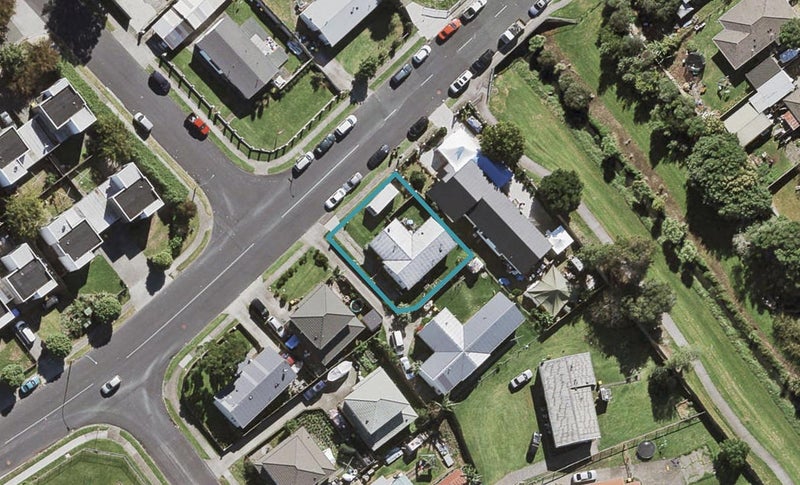 9 Elmdon Street, Māngere, Auckland - Carousel 1