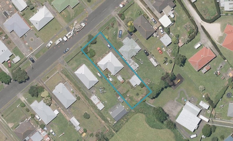 14 Hinemoa Street, Whanganui East, Whanganui - Carousel 1