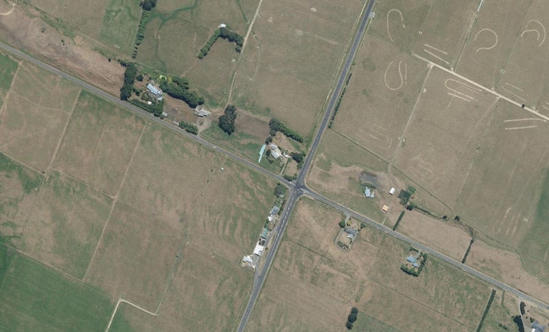 4 Campion Road, Tangimoana, Palmerston North - Carousel 1