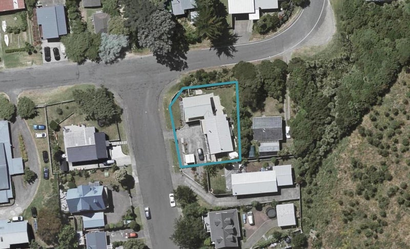 1 Rainbow Court, Raumati South, Paraparaumu - Carousel 1