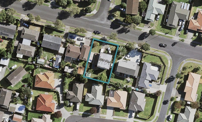 23 Waimahia Avenue, Weymouth, Auckland - Carousel 1