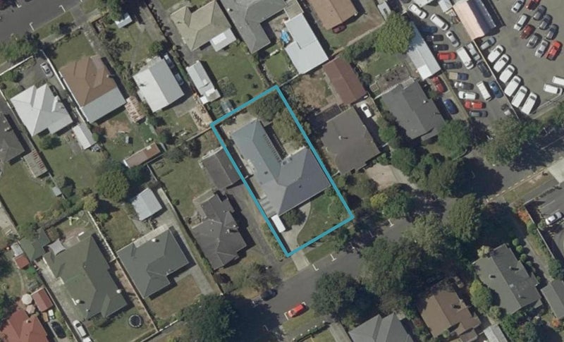 71 Argyle Avenue, Takaro, Palmerston North - Carousel 1