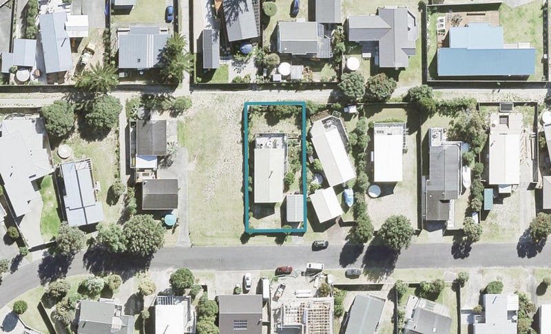 21 Dungarvon Place, Warkworth - Carousel 1