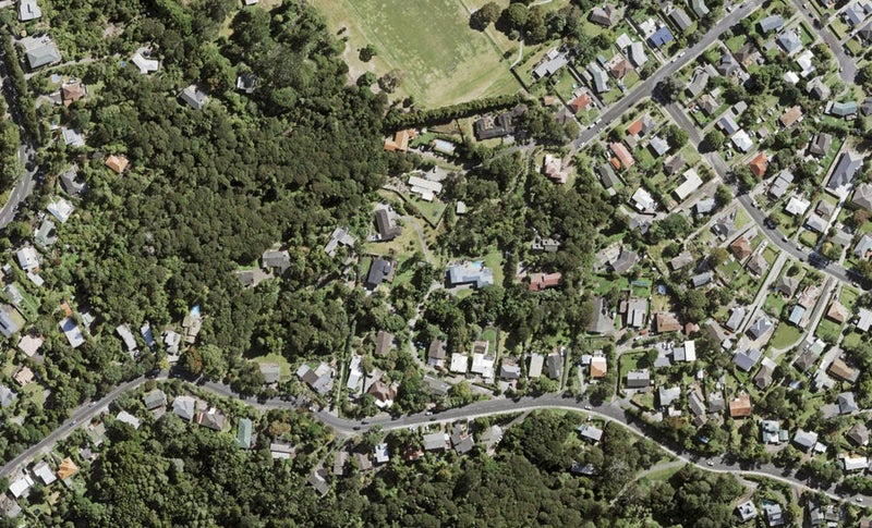 201A Godley Road, Titirangi, Auckland - Carousel 1