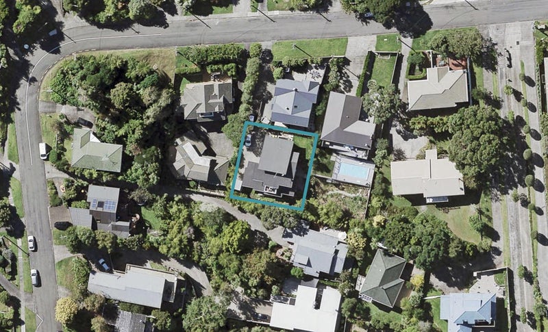 40A Parr Terrace, Castor Bay, Auckland - Carousel 1