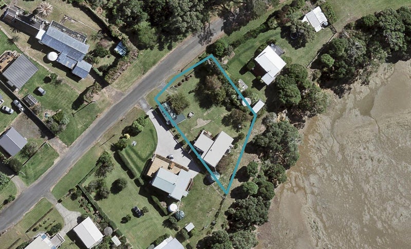514 Matakawau Road, Āwhitu - Carousel 1