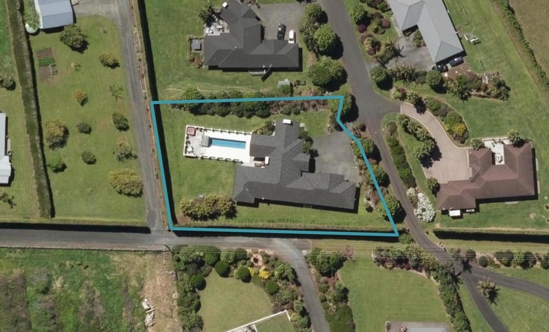 32 Tullamore, Maunu, Whangarei - Carousel 1