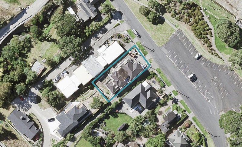 190 Mellons Bay Road, Mellons Bay, Auckland - Carousel 1