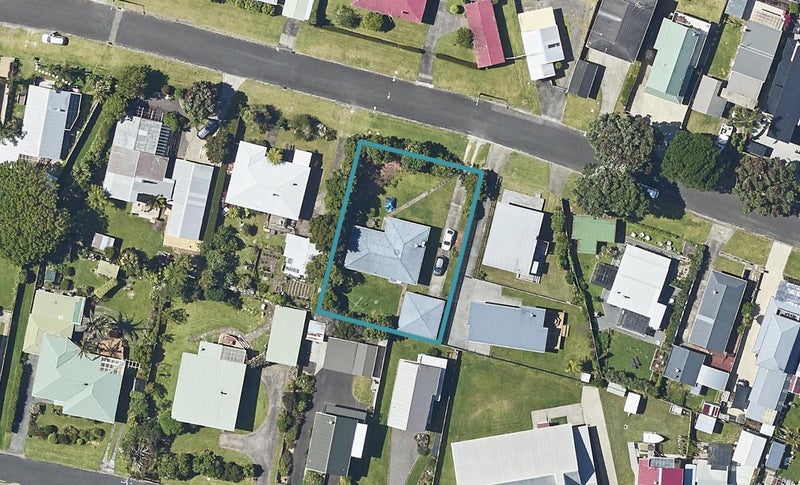 43 Ocean View Road, Waihi Beach, Waihi Beach - Carousel 1