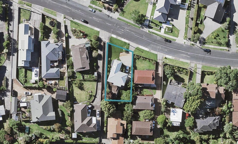 75 Uxbridge Road, Cockle Bay, Auckland - Carousel 1