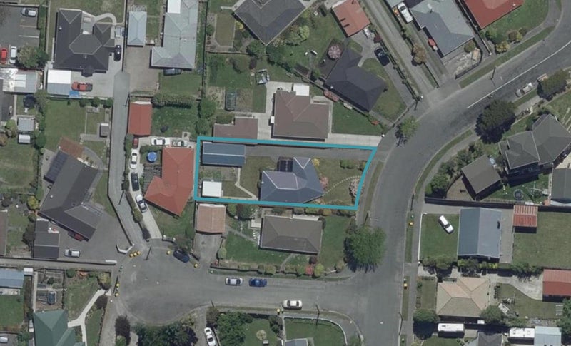 10 Wingate Street, Redwood, Christchurch - Carousel 1