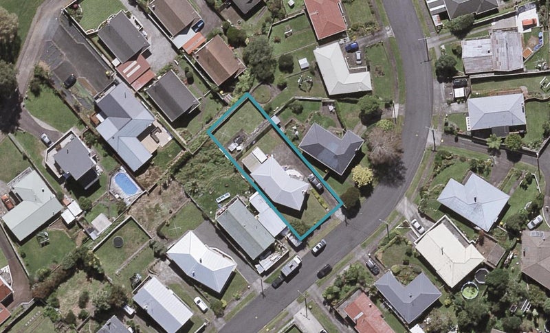 12 Penrith Street, Westown, New Plymouth - Carousel 1