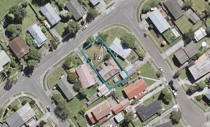 18 Hartford Crescent, Totara Park, Upper Hutt - Carousel 1