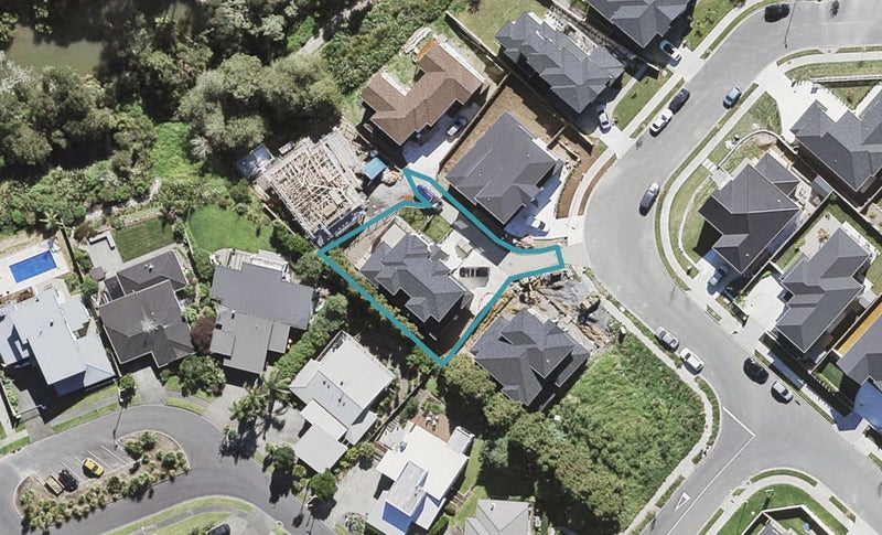 76 Admirals Court Drive, Greenhithe, Auckland - Carousel 1