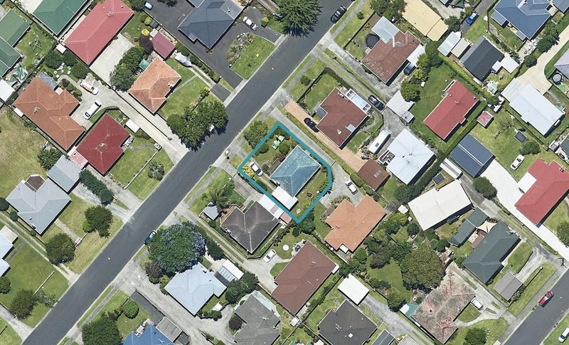 12A Lisbon Street, Greerton, Tauranga - Carousel 1