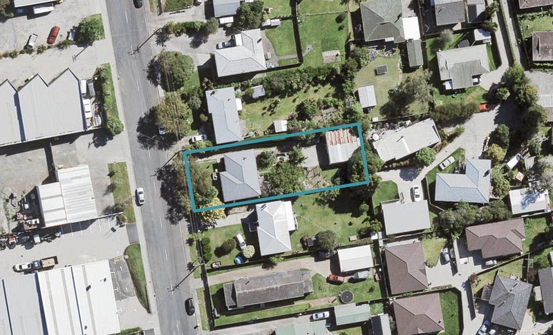 8 Airdrie Road, Ranui, Auckland - Carousel 1